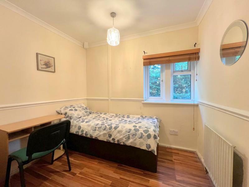 Apartment Large Self Catering House